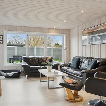 Ejler - 275m From The Sea By Interhome בית נופש