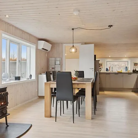 Ejler - 275m From The Sea By Interhome